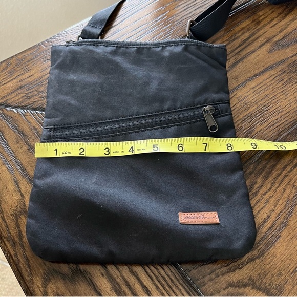 Eddie Bauer Women’s Bag Purse Crossbody Black Travel Beach Small, - Picture 11 of 16